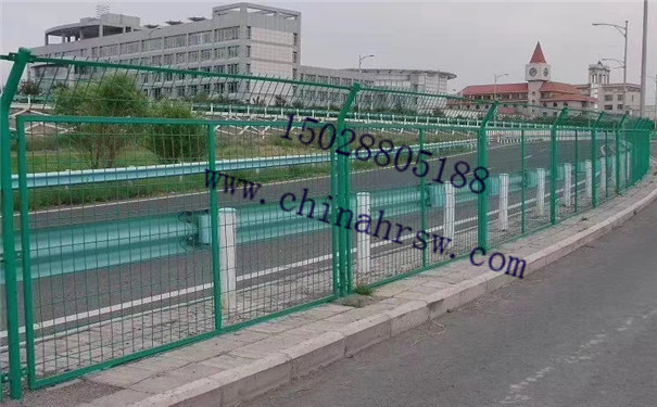 高速公路護欄網(wǎng) 高速公路護欄網(wǎng)