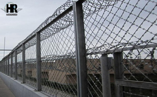 刺繩防護(hù)網(wǎng) 刺繩防護(hù)網(wǎng)