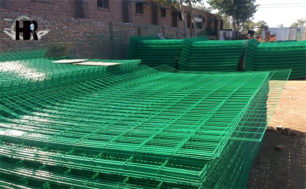 DSC_1384.jpg DSC_1384.jpg