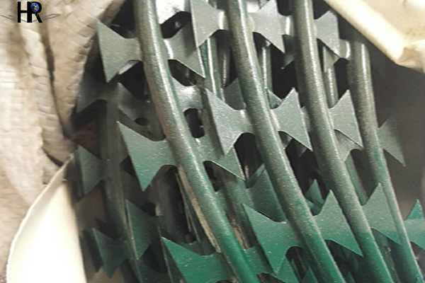 刀片刺繩在安全防護方面的作用 刀片刺繩在安全防護方面的作用