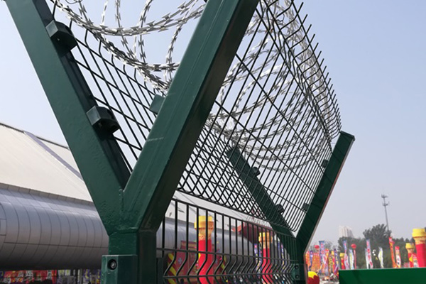 刀片刺繩在中小金礦中的應用 刀片刺繩在中小金礦中的應用